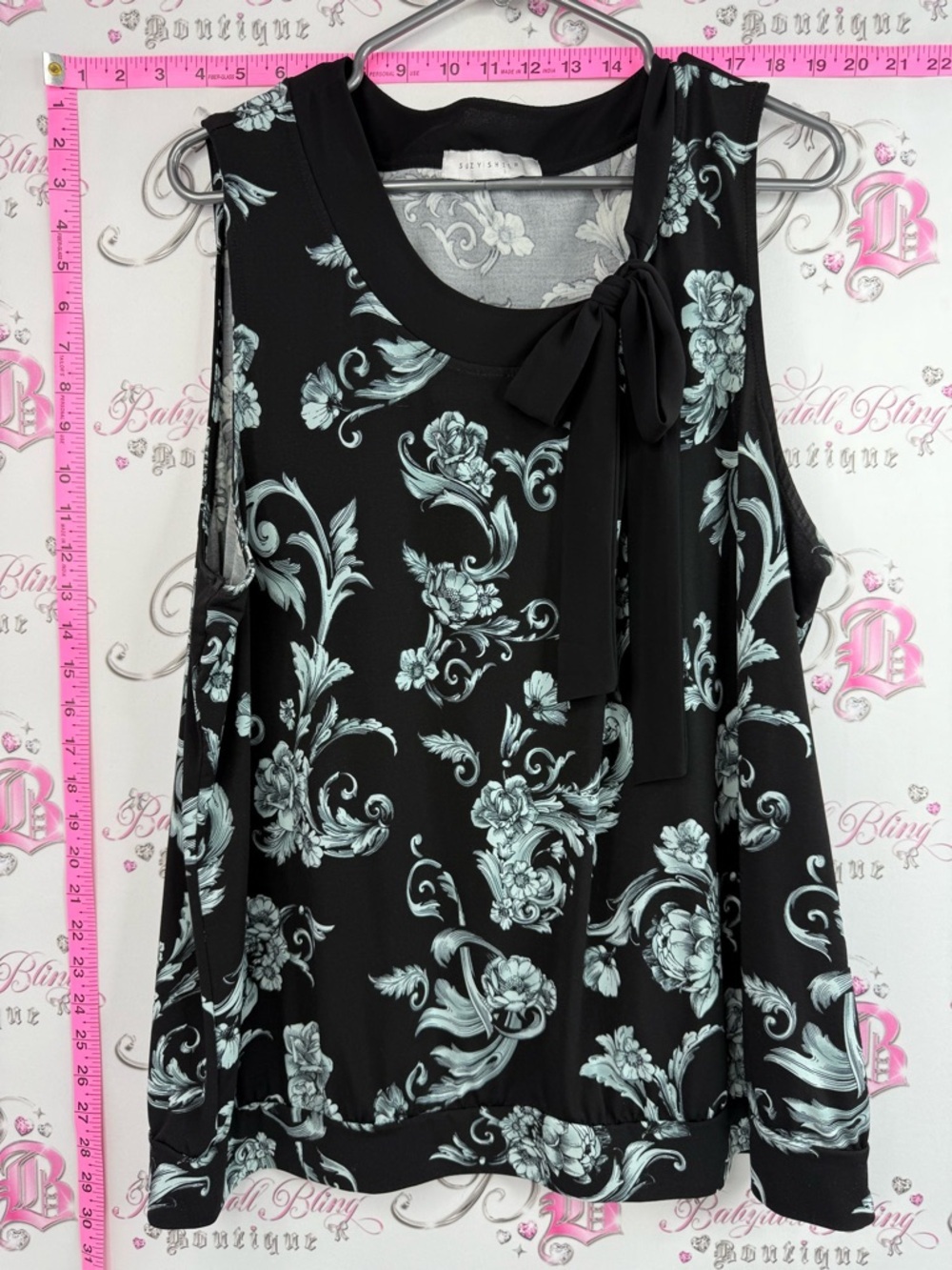 Suzy Shier tank top ribbon Black Tie-Neck Floral Camisole with Mint Accents